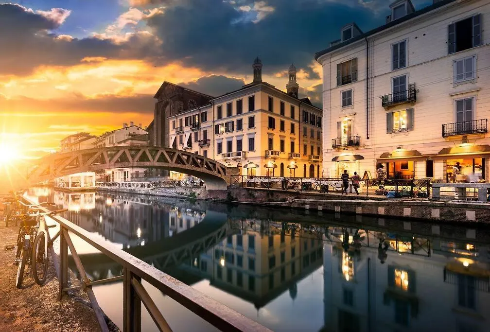 Duomo Navigli - Resinart Milan With Patio And Wifi Apartment